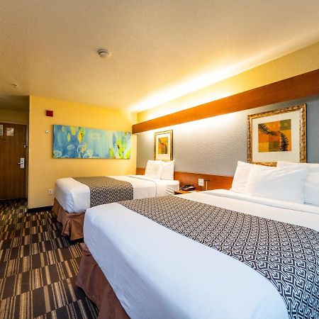 Microtel Inn And Suites Окала Экстерьер фото