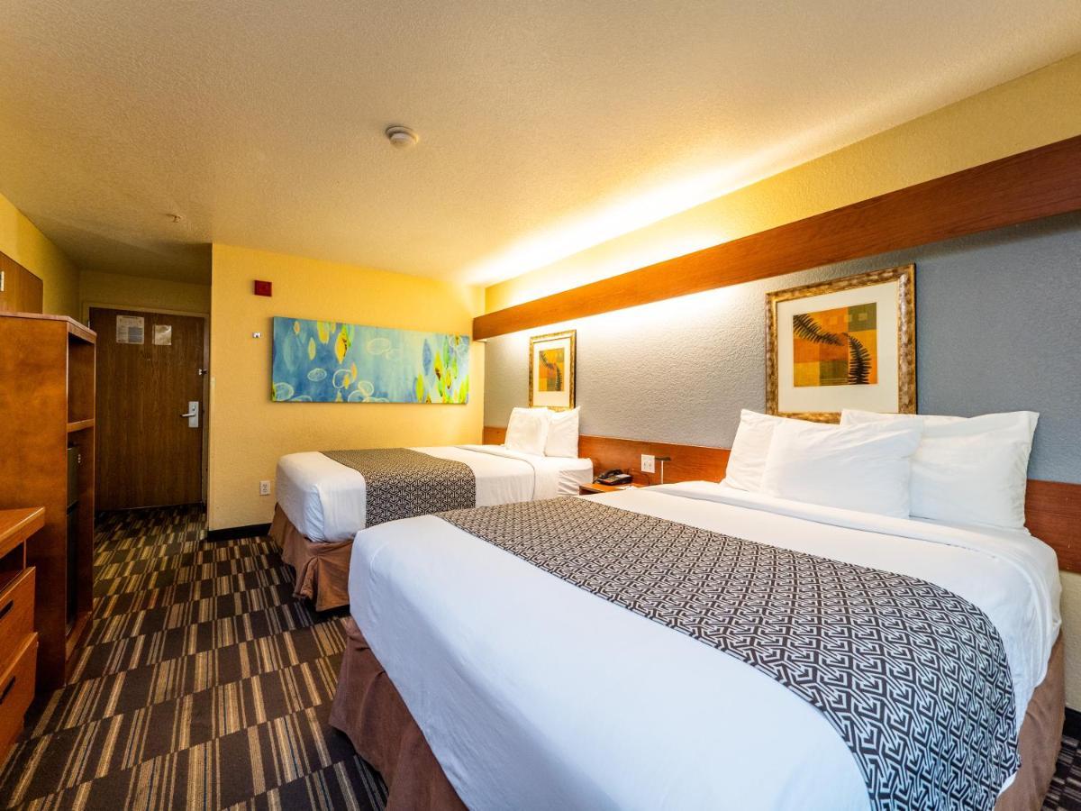 Microtel Inn And Suites Окала Экстерьер фото