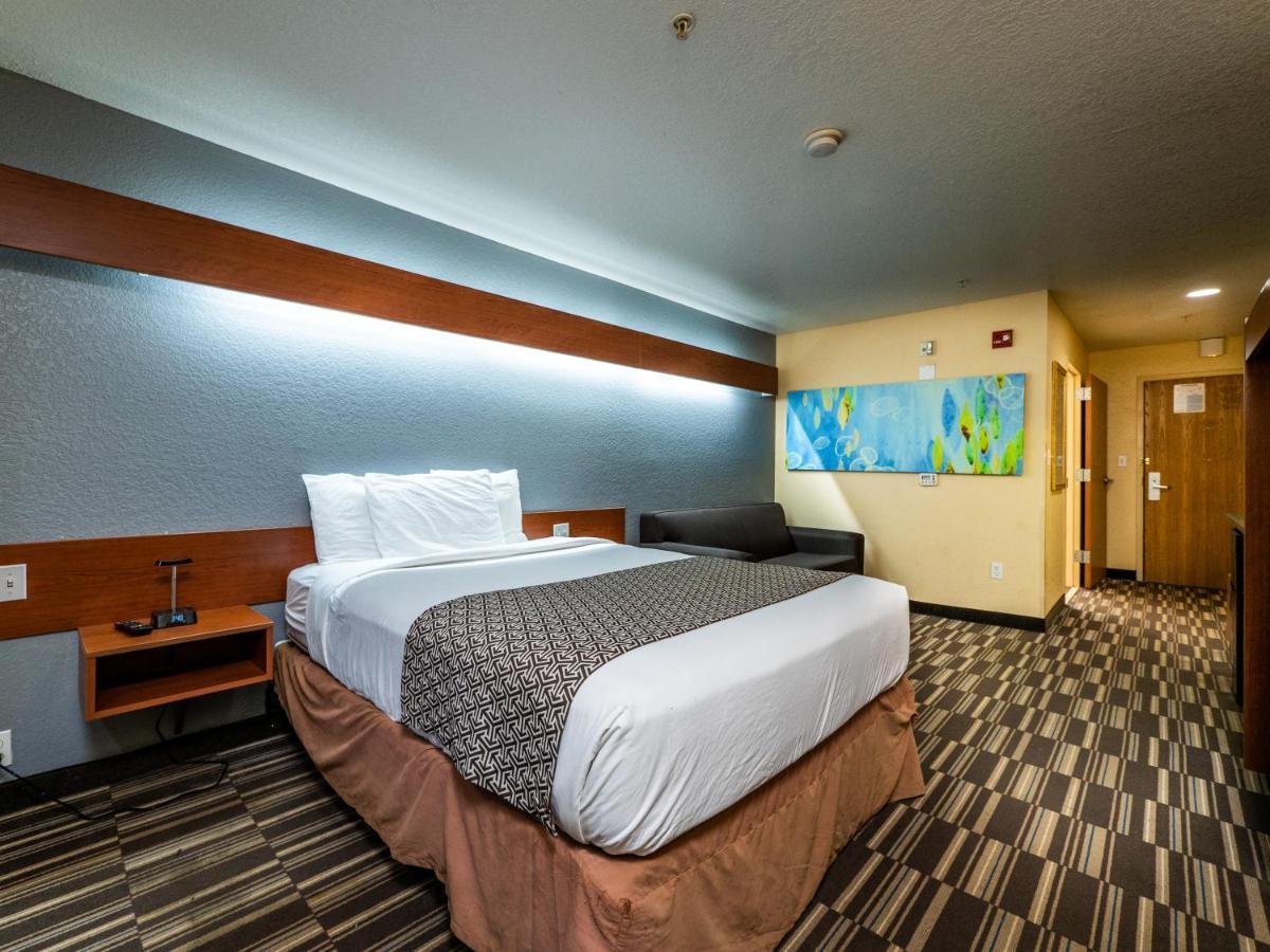 Microtel Inn And Suites Окала Экстерьер фото
