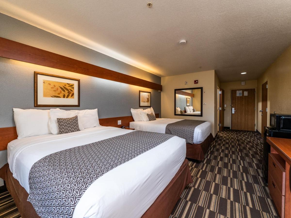 Microtel Inn And Suites Окала Экстерьер фото