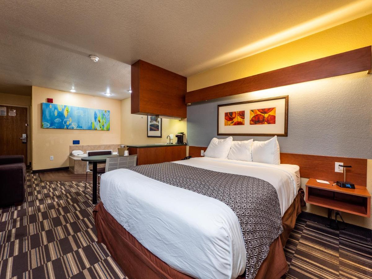 Microtel Inn And Suites Окала Экстерьер фото