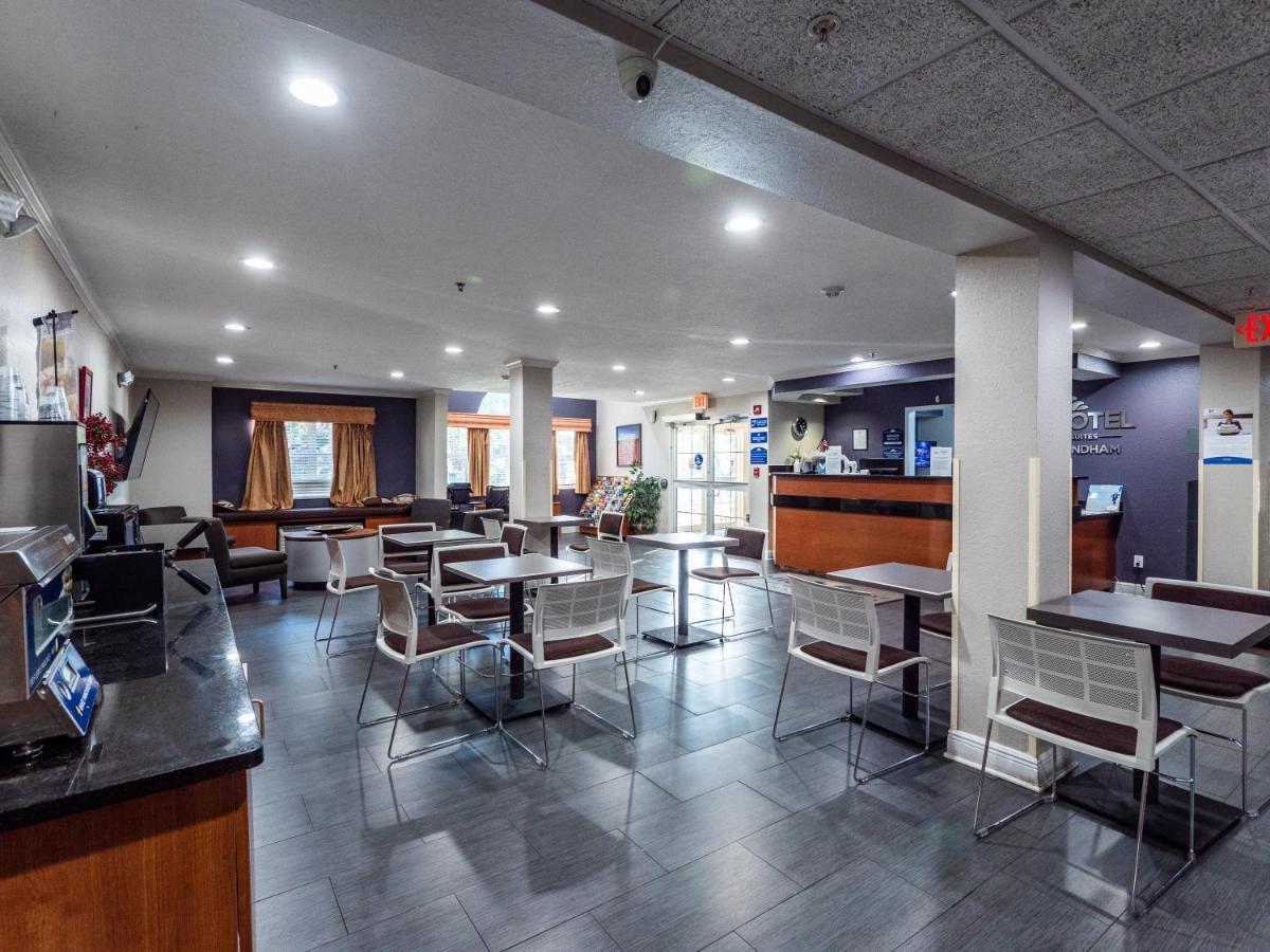 Microtel Inn And Suites Окала Экстерьер фото